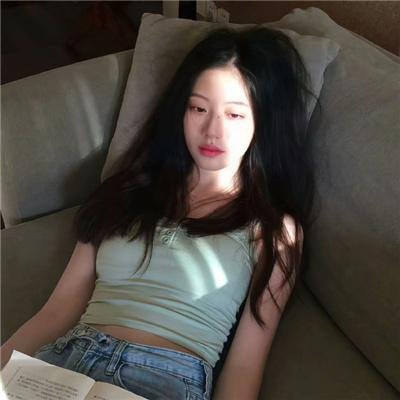 手足三人组